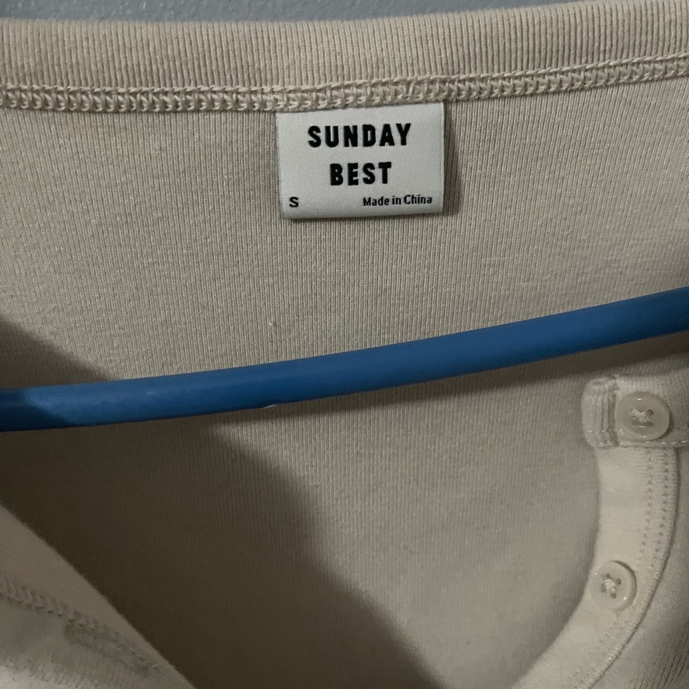 Aritzia Sunday Best Long Sleeve Tee